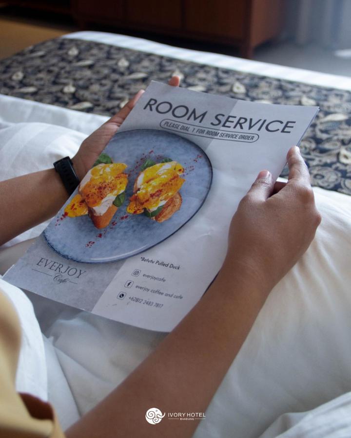 Hotel Ivory