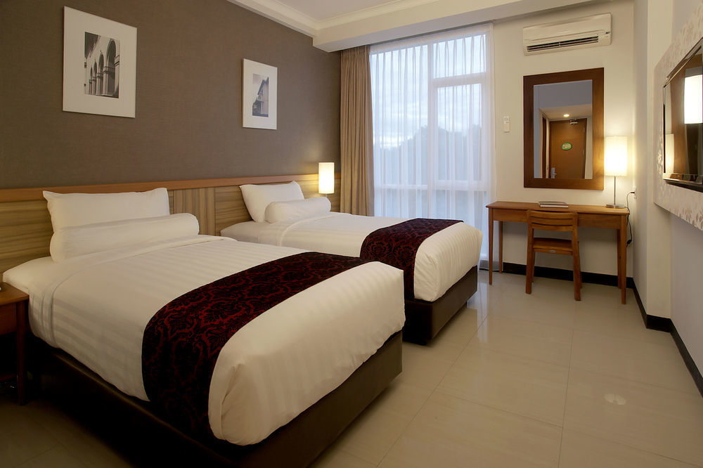 Hotel Ivory 3*